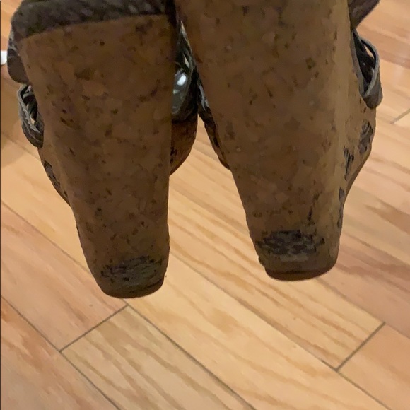 Not rated - Picture 3 of 5